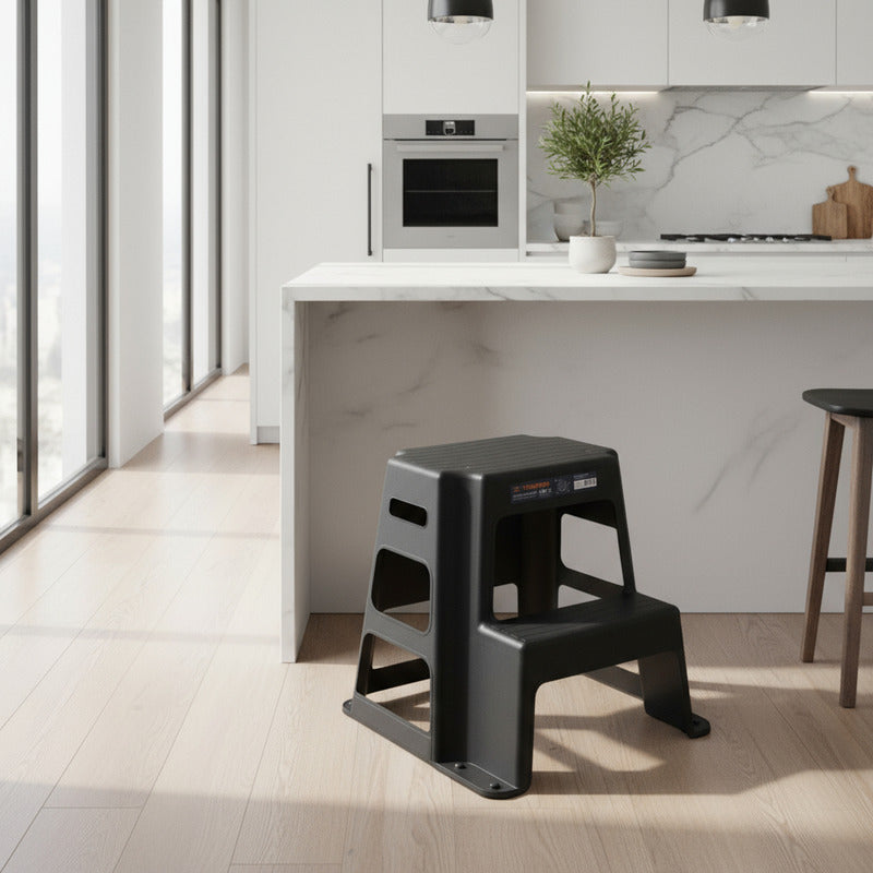 Piso Plástico (taburete) 2 Peldaños Truper  Negro