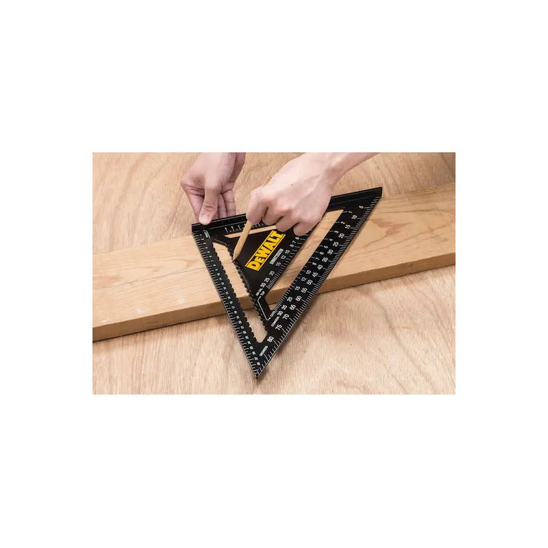 Escuadra Métrica 30cm Dewalt Dwht25228-0 Negro